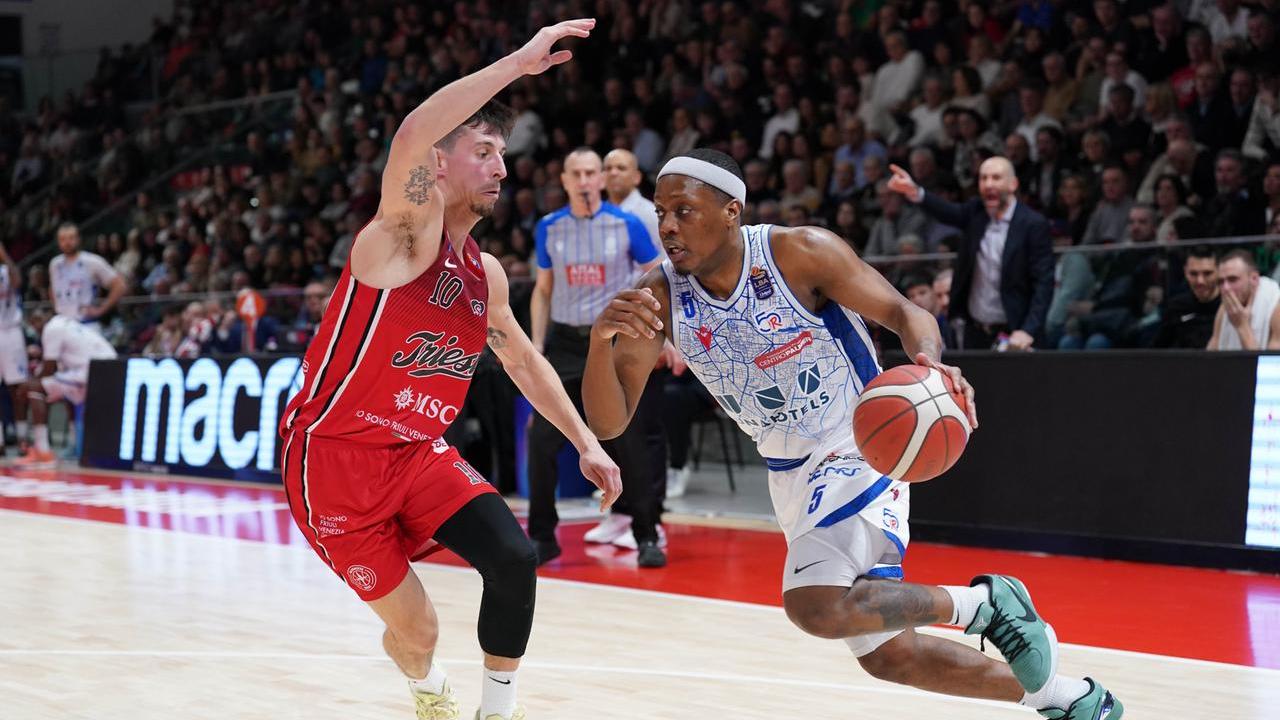 La Unahotels cade in casa con Trieste