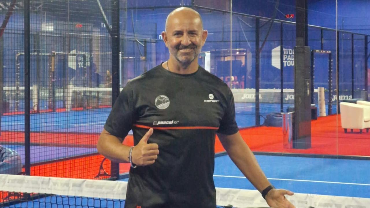 Ecco chi è il primo maestro di padel nell’isola e ora coach sui campi di Dubai