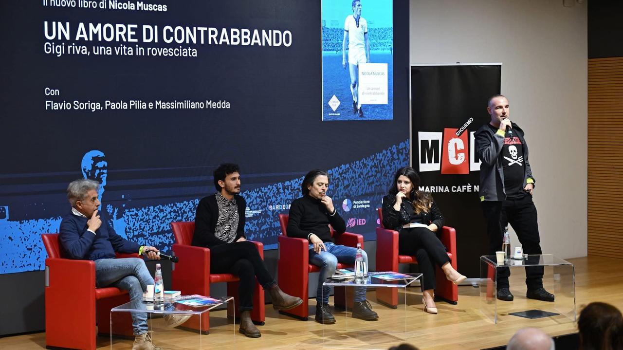 Lo scrittore Nicola Muscas: «Raccontare il mito Gigi Riva parlando delle nostre vite»