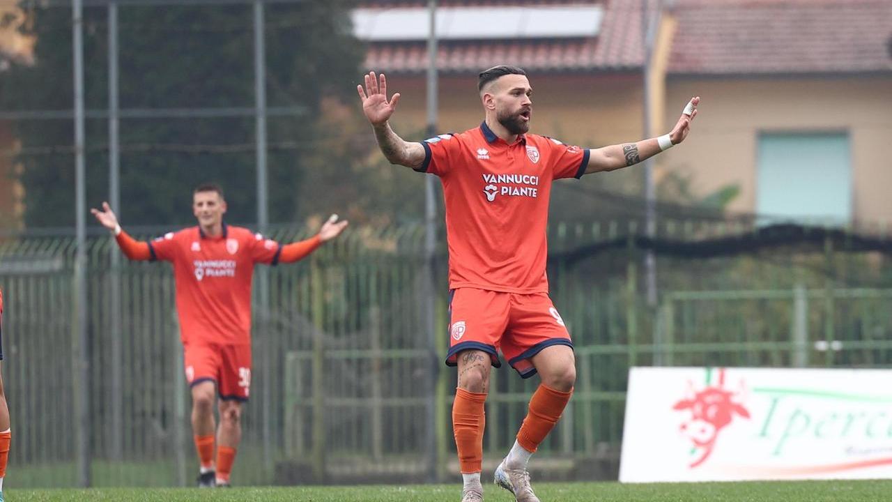 La Pistoiese travolge per 3-0 il Progresso: è bagarre al vertice