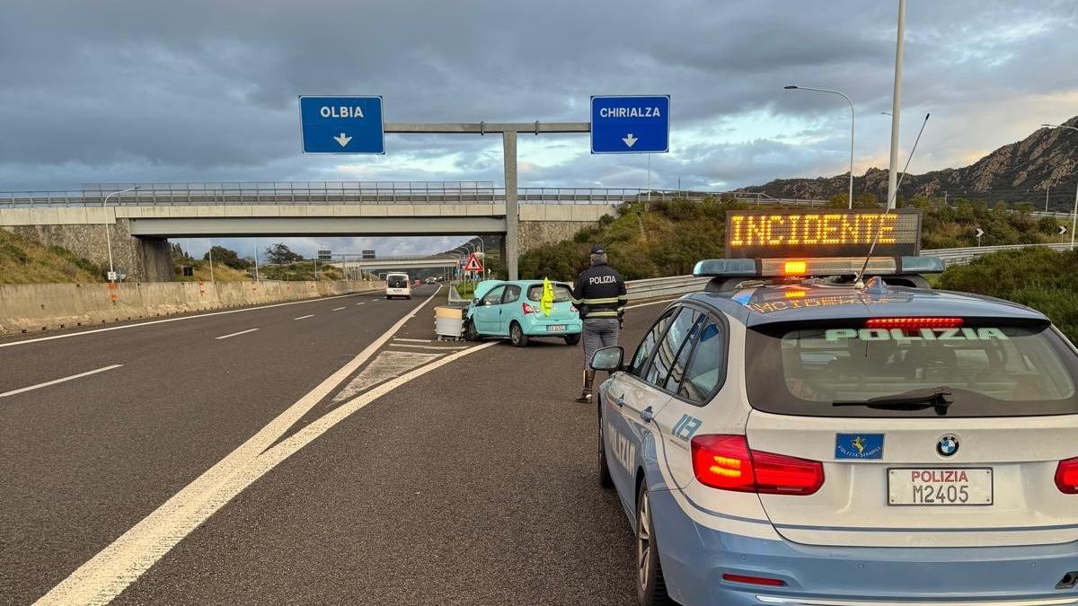 Si schianta contro il guardrail sulla Olbia Sassari, ferito un uomo