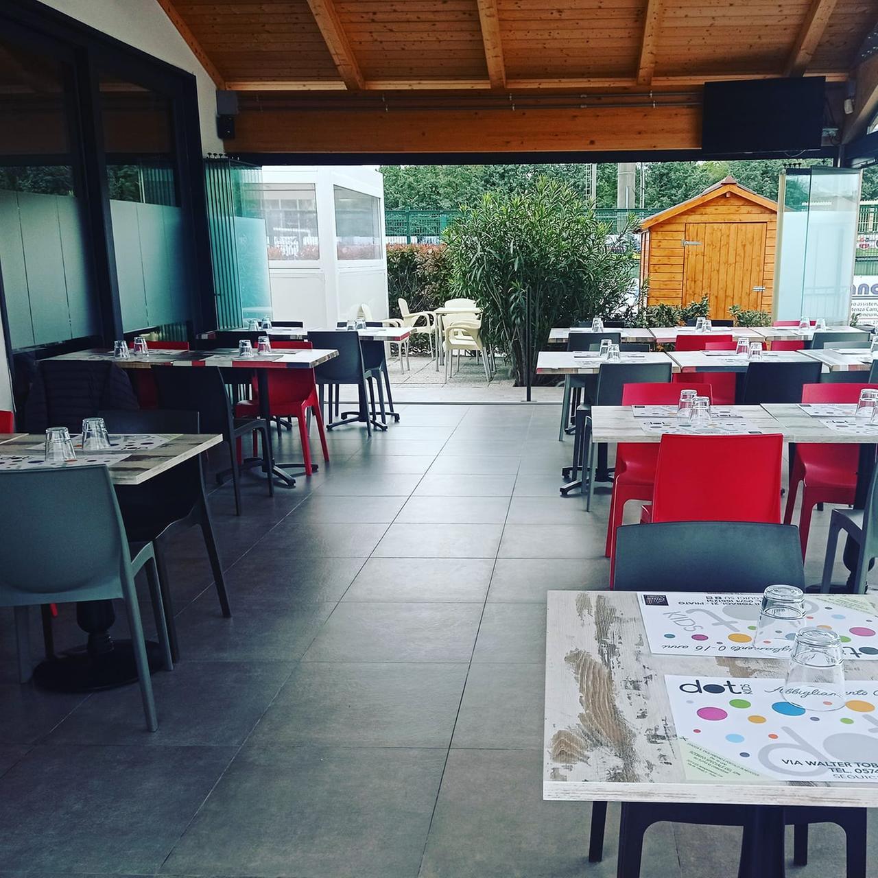 
	La pizzeria della Zenith nell'impianto di via del Purgatorio

