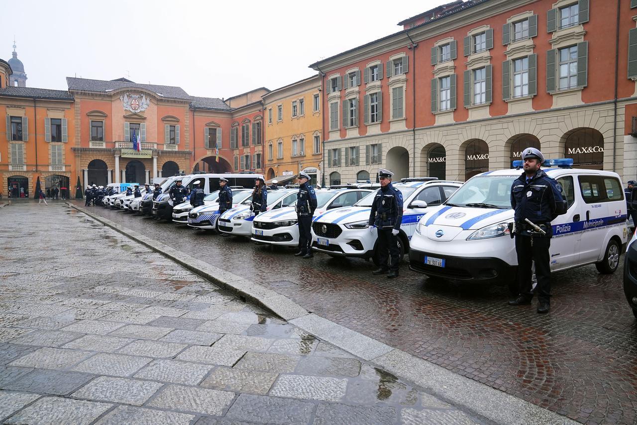 Polizia locale di Reggio Emilia: in un anno 135 pirati della strada denunciati
