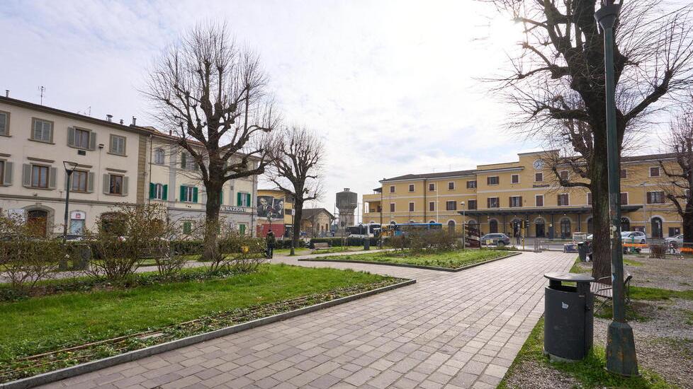 Empoli, il sindaco dice stop all'alcol di pomeriggio: dove vale l'ordinanza e cosa prevede<br>