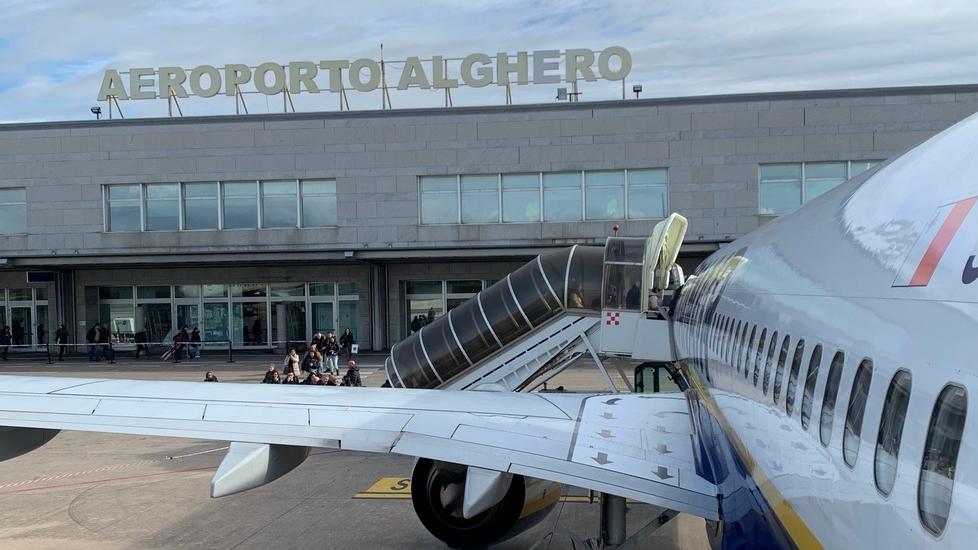 Aeroporti di Alghero e Olbia: crescono passeggeri e sinergie