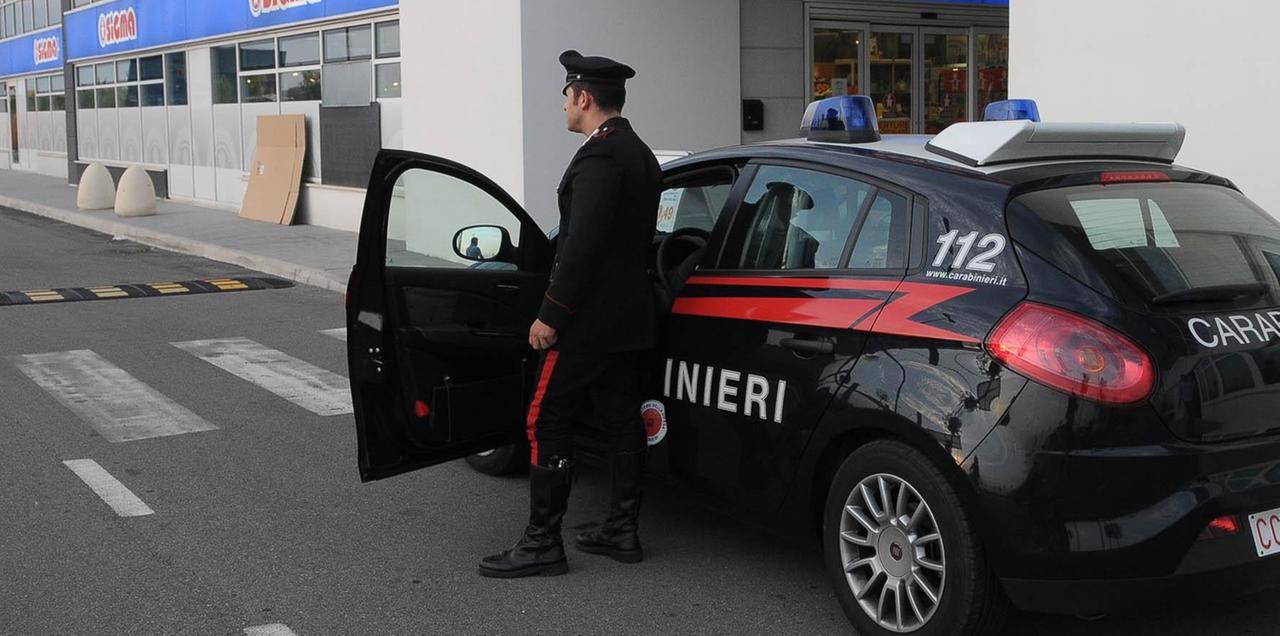 Tentata estorsione al prete: «Dacci 60mila euro o diffondiamo foto compromettenti»