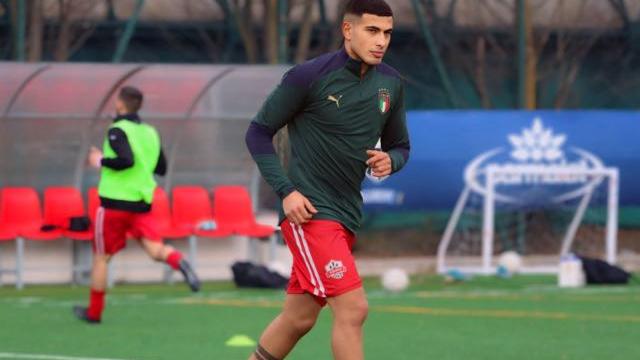 Pugno in faccia, la Rubierese: «Insulti razzisti al nostro atleta, ma la reazione è inappropriata: siamo dispiaciuti»