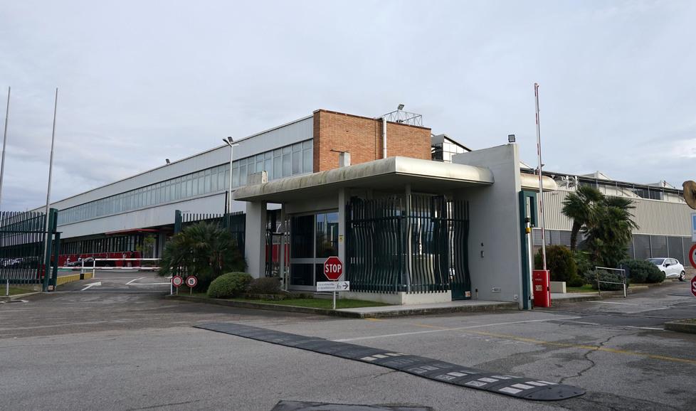 
	Lo stabilimento Wass a Livorno (Foto Franco Silvi)

