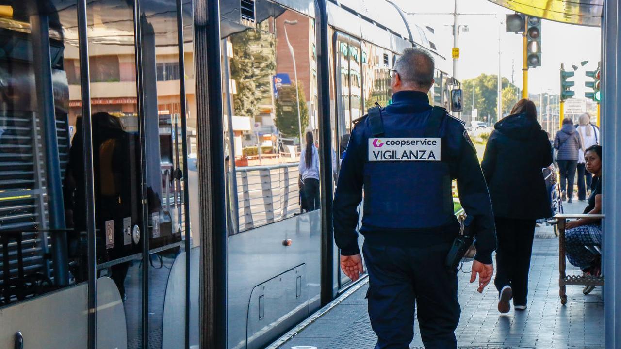 Autisti e controllori aggrediti, a Firenze bus e tram in sciopero