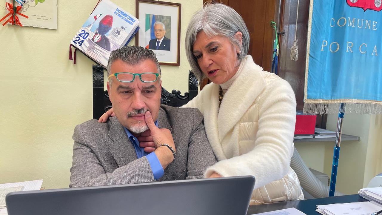 Fotovoltaico, il Comune di Porcari vuole comprare l’area dell’impianto