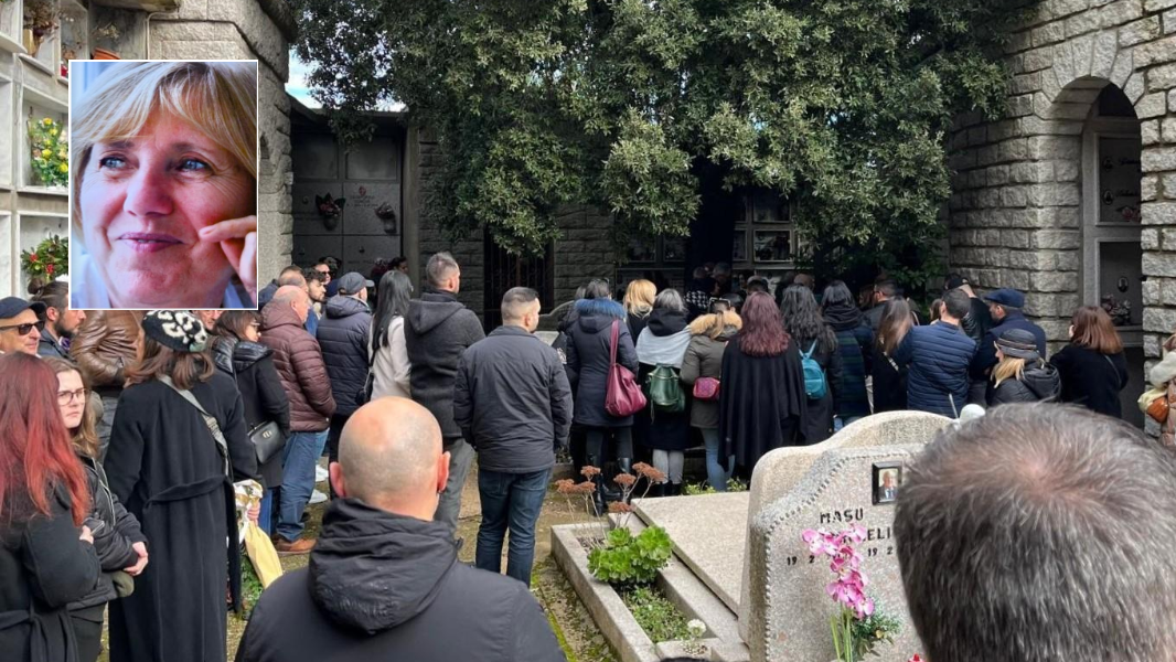 Professoressa morta dopo la caduta dalle scale: grande folla ai funerali