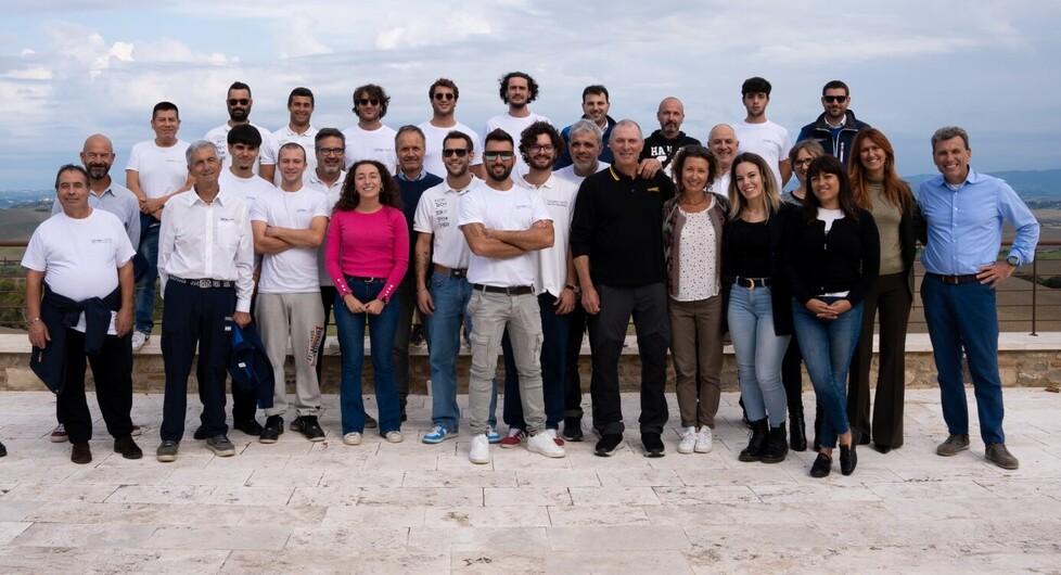 
	Il team che compone la Nuova Tuccoli di Collesalvetti

