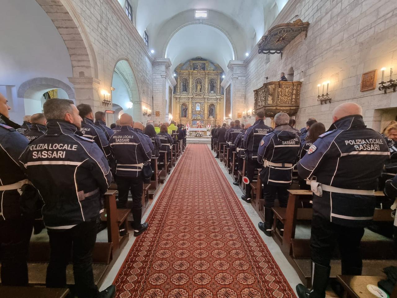 
	Un momento della messa a San Pietro in Silki (foto Mauro Chessa)

