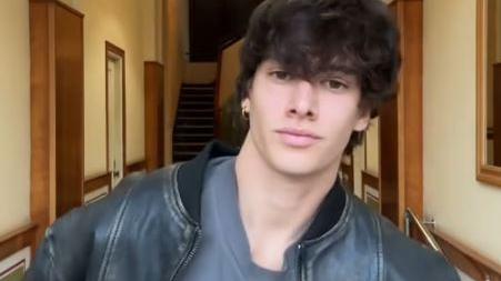 Il tiktoker Emanuele Militello Fendi: «Il liceo classico? Serve ancora»