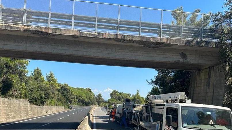 Il viadotto “Arancio” lungo la Statale 1 Aurelia (fra Castiglioncello e Chioma)