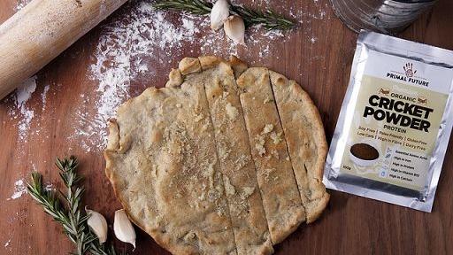 La farina di larve ingrediente alimentare: via libera anche nell’Unione Europa