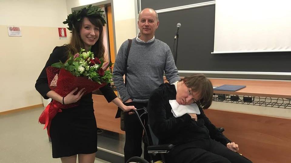 Lorenza alla laurea di Erika con il marito Stefano
