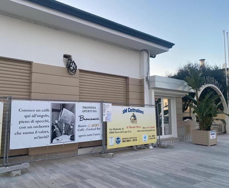 
	I fondi commerciali (ex sala giochi) sulla passeggiata di Lido di Camaiore

