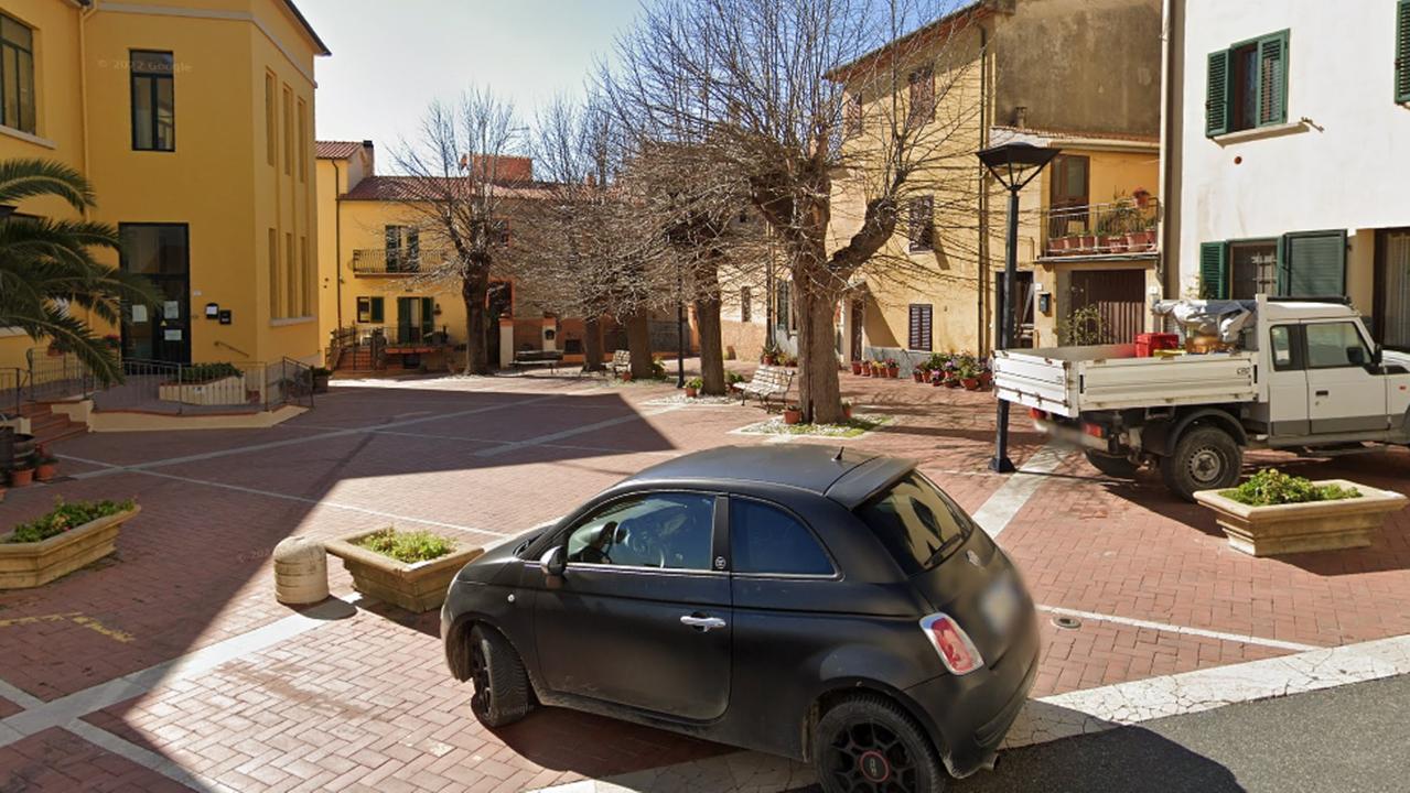 Piazza Marconi, a Riparbella