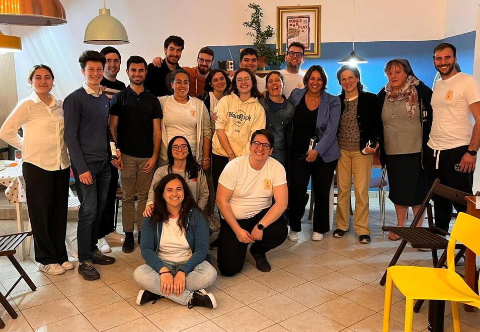 Giovani per i giovani, a Livorno il team Civico79: aula studio serale e centro di aggregazione 