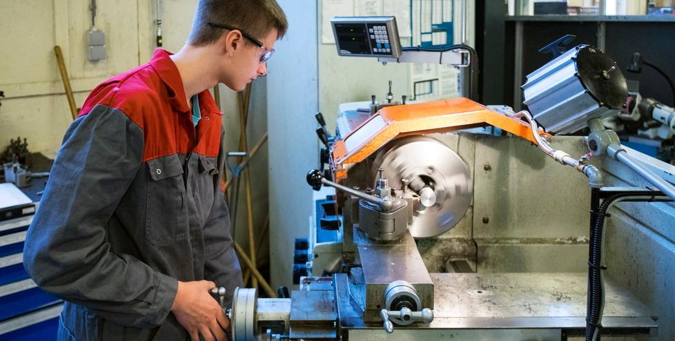 Lavoro a Modena, ecco quali profili non trovano le aziende