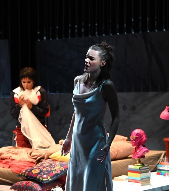 Sebastiano Rolli riporta al teatro Valli l’eterna rivalità tra Montecchi e Capuleti