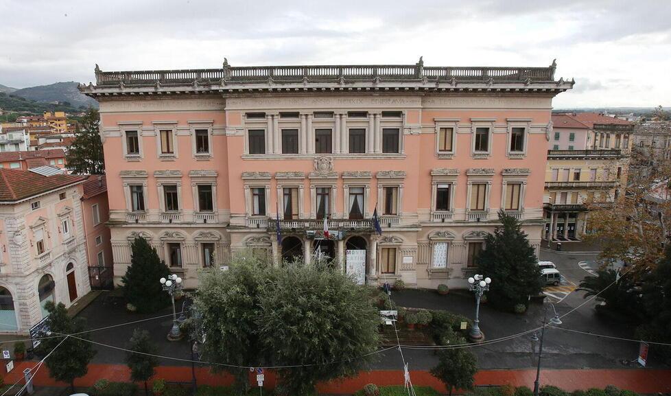 Montecatini, riorganizzazione degli uffici comunali. L’assessore replica alle proteste