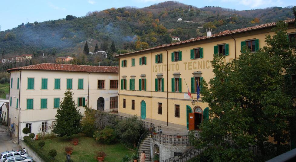 Pescia, stop agli accorpamenti scolastici. Tutto rinviato di un altro anno