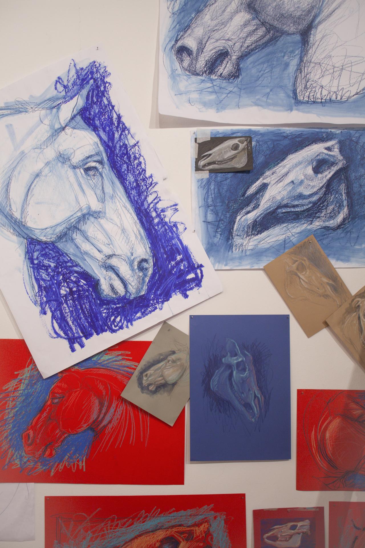 Il fantastico mondo di Nani Tedeschi, in dialogo con la contemporaneità