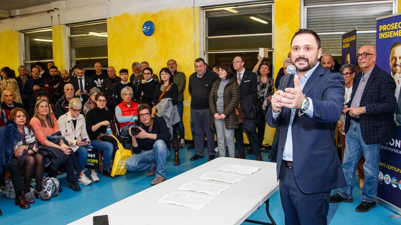 l'ex sindaco Luca Baroncini (foto Nucci)