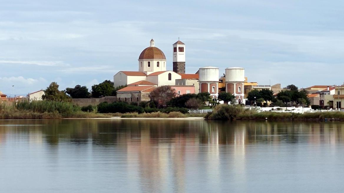 In battello verso i Giganti di Mont ‘e Prama, viaggi da sogno in laguna