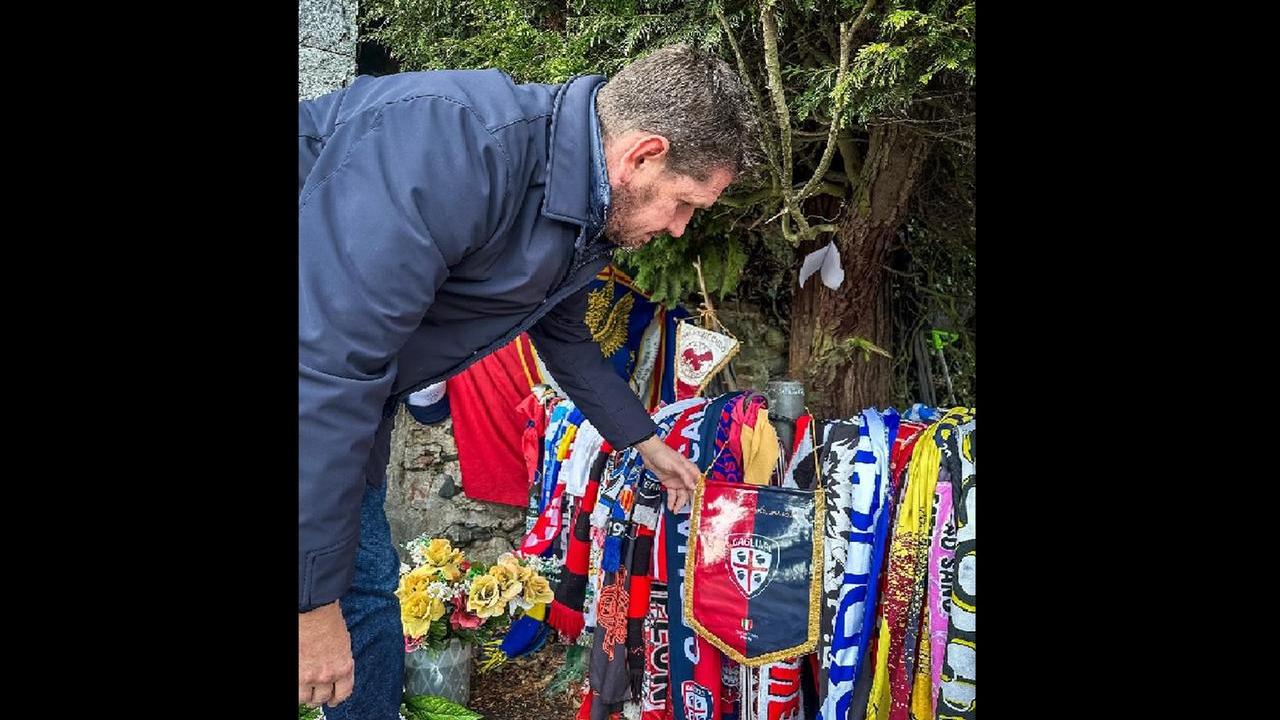 Il Cagliari a Superga per onorare il Grande Torino