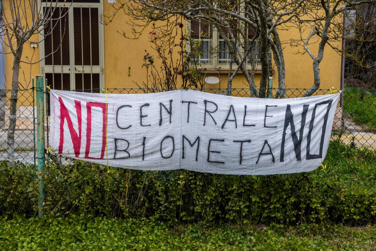 Biometano Gaibanella, gli abitanti: «Il paese non può reggere»