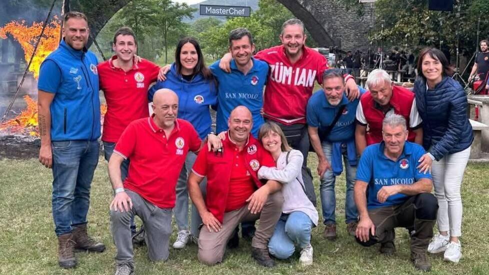 I fuochisti di San Nicolò e di San Geminiano insieme