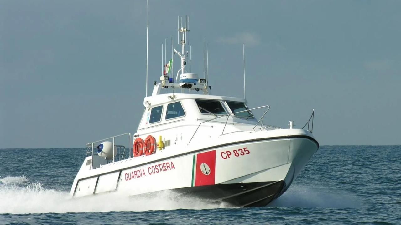 Allarme a bordo della Moby Aki: c’è un disperso