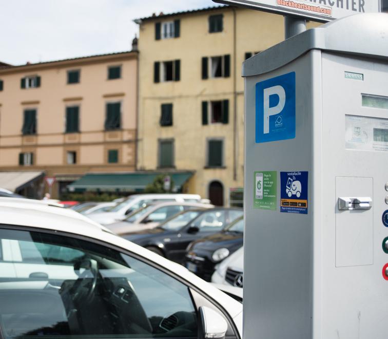 Lucca, malattia simulata dopo il cambio di mansioni: licenziato