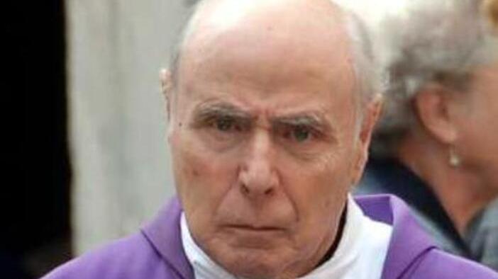 Carrara, l’addio a don Giuseppe Carpena<br type="_moz" />