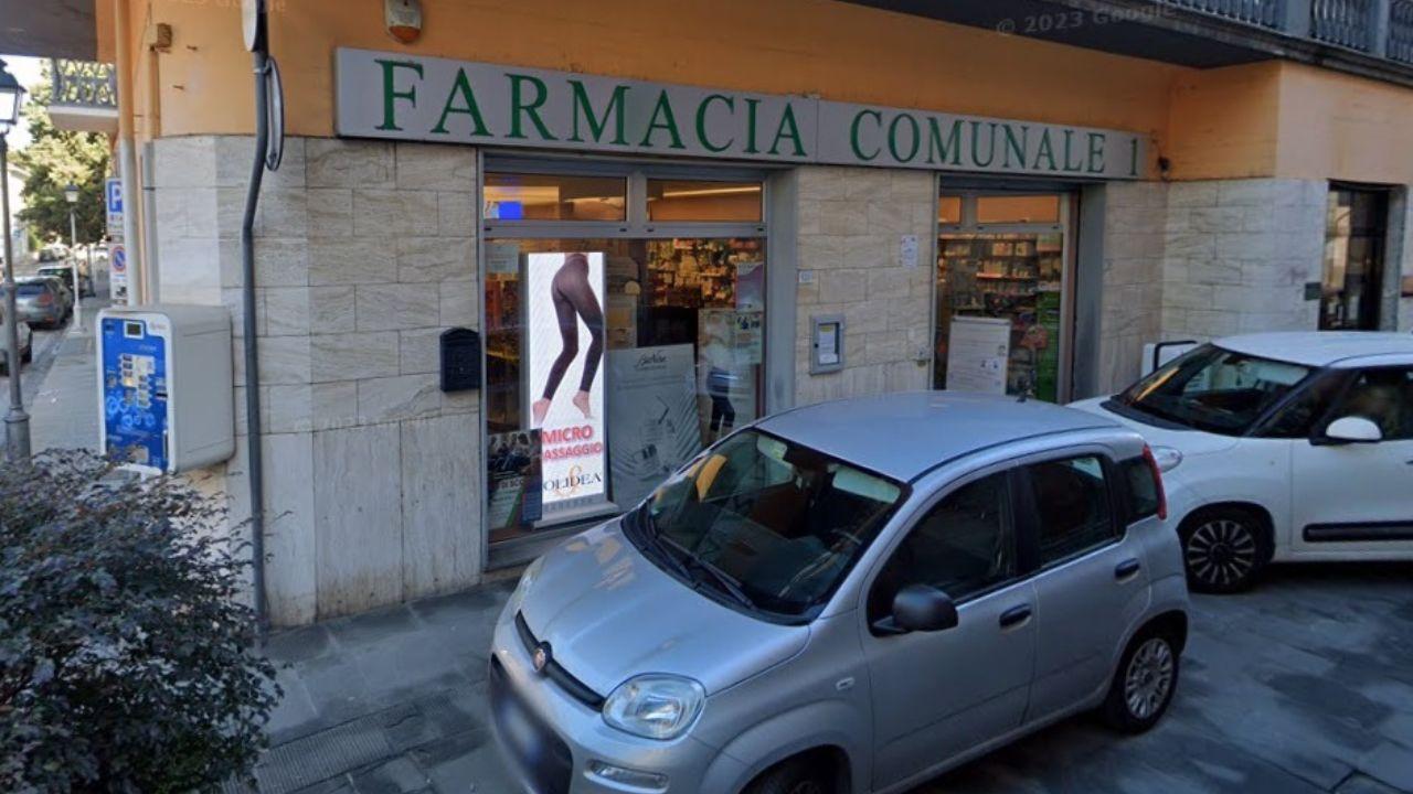 
	La farmacia comunale in cui &egrave; avvenuta l'aggressione

