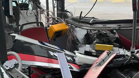 Bus esploso alla stazione Mediopadana: è il tempo della conta dei danni
