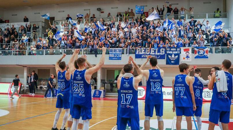 La Pielle vince e domina a Ravenna, l'immensa forza di un pubblico che dà solo amore<br type="_moz" />