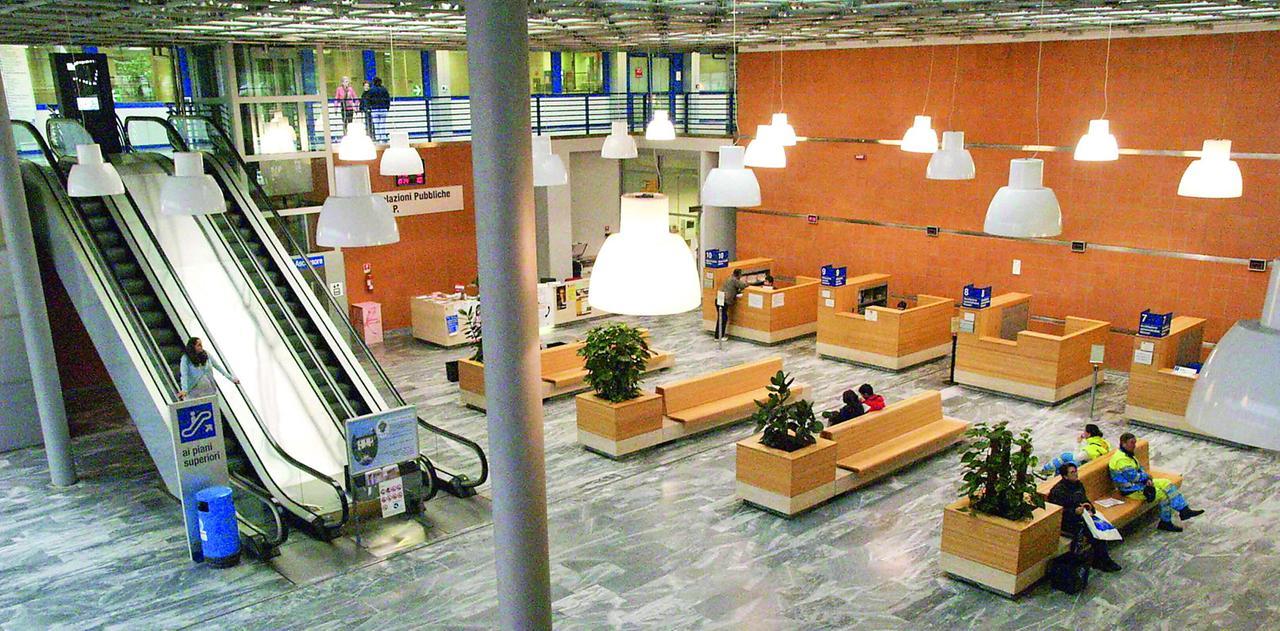 
	L'atrio dell'ospedale Versilia

