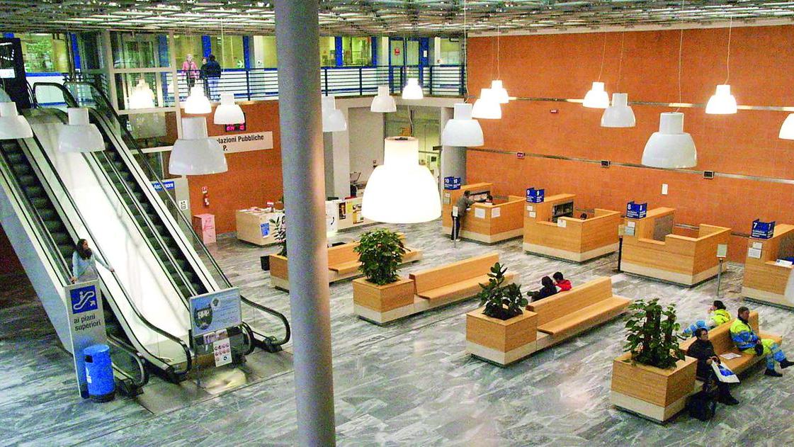 L'atrio dell'ospedale Versilia