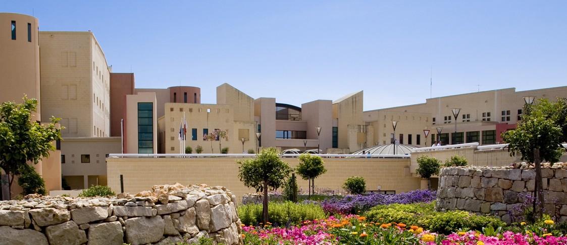 
	L'ospedale Mater dei di Malta (<em>materdeihospital.gov.)</em>

