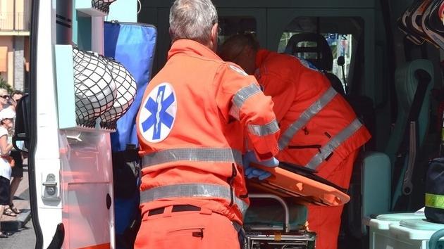 Auto contro bicicletta a Finale: ferita una bambina