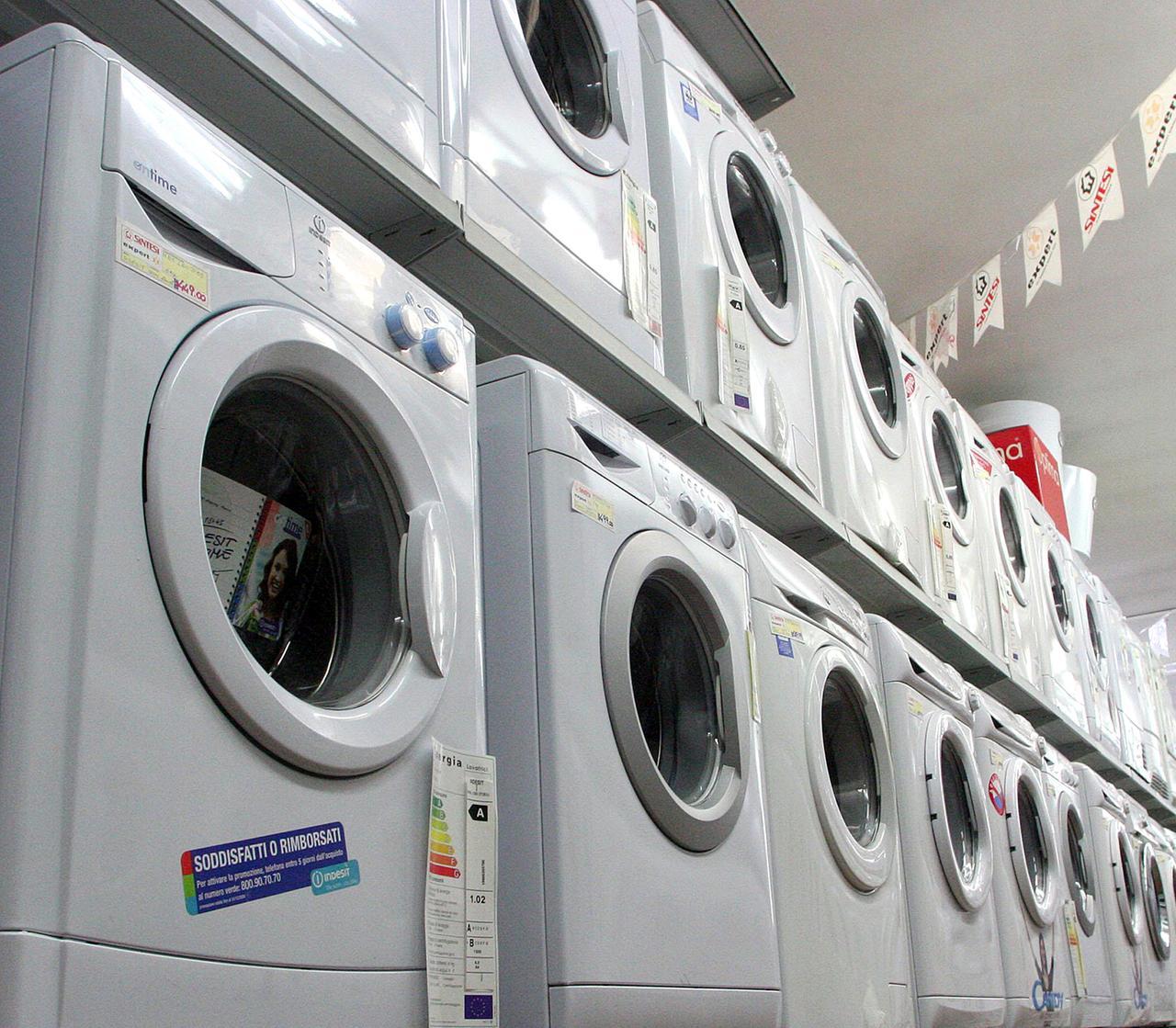 Bonus elettrodomestici: rimborso fino a 200 euro. Ma occhio al click-day