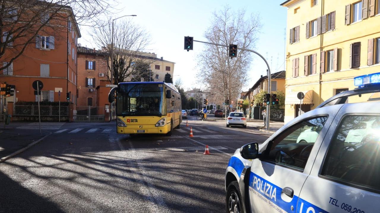 Sull'incidente in via Barozzi indaga la polizia locale