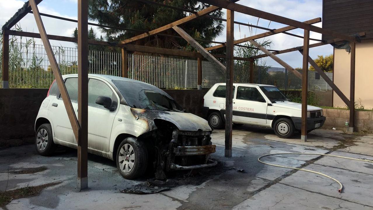 Attentato incendiario contro la Capitaneria, scatta la prescrizione