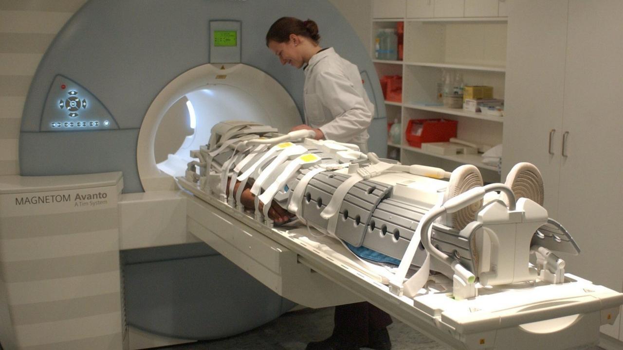 Choc in Radiologia, la bombola d’ossigeno come un razzo nella sala delle risonanze