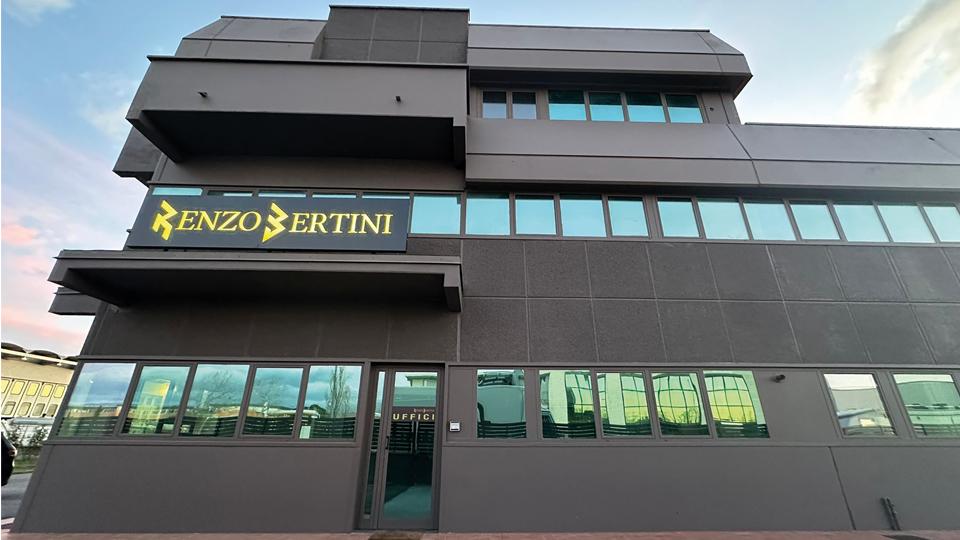 Renzo Bertini, Abbigliamento da lavoro elegante e sicuro