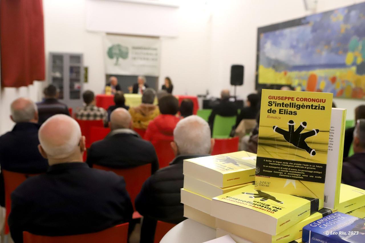 Il romanzo in sardo “S’intelligèntzia de Elias” fa tappa a Galtellì